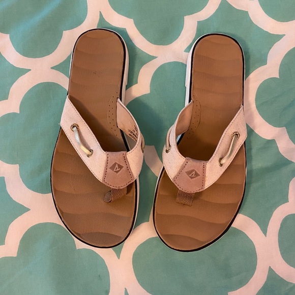 Sperry Shoes - Worn once! Sperry flip flops!!